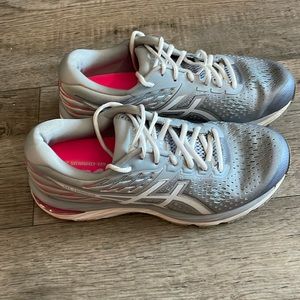 Asics Gel Cumulus 21 Women's Size 9.5 Gray/Pink Running Shoes (1012A468)